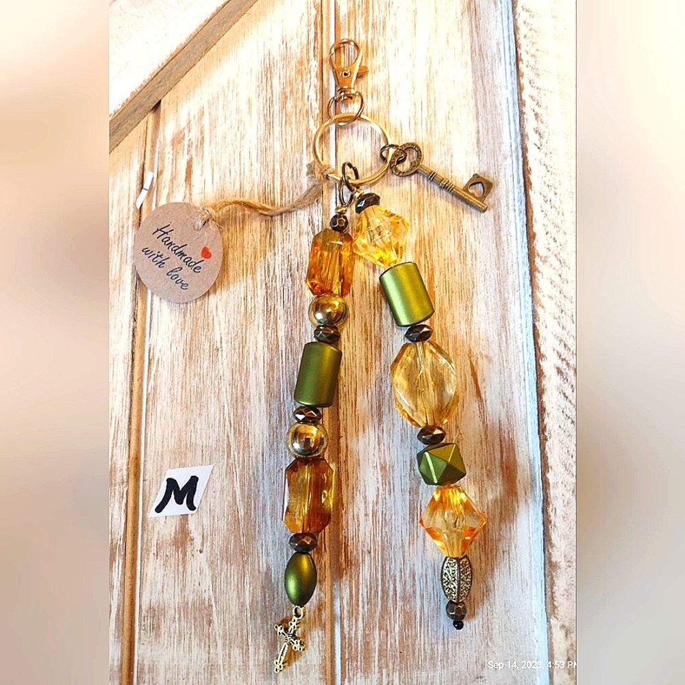 Beaded handcrafted keychain